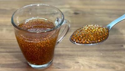 روش ساده برای درست کردن شربت تخم شاهی در تابستان