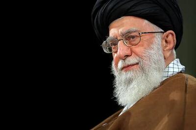 آیت‌الله خامنه‌ای: حج تمرین هجرت به زندگی توحیدی است