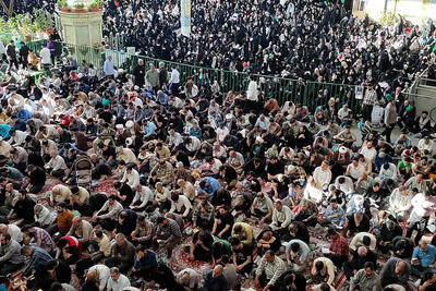 ویدیو/ طنین زمزمه دعای پرفیض عرفه در گوشه و کنار شهرها