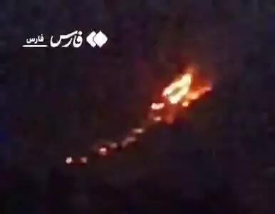 بهشت گمشده در محاصره شعله‌های آتش