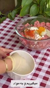 همبرگر خانگی، سالم تر از همبرگر های بیرون + فیلم