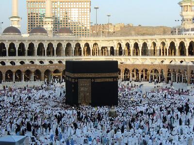 خرابی و بازسازی کعبه از طوفان حضرت نوح تا به امروز بدین شکل بوده