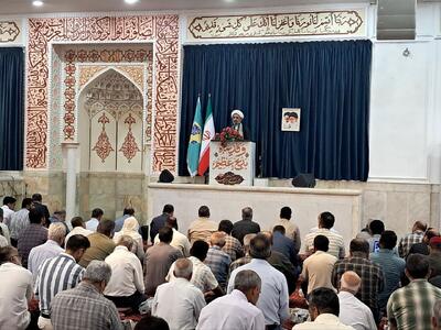اعتماد کشورهای اسلامی به مستکبران، خیانت به امت اسلام است
