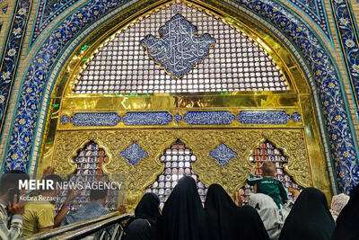 حال و هوای حرم مطهر امام رضا(ع) در شب عید قربان