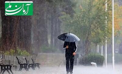 آغاز بارش باران شدید در تهران و کرج و قم/ هشدار رعد و برق