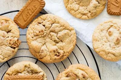طرز تهیه کوکی لوتوس شیرینی خاص