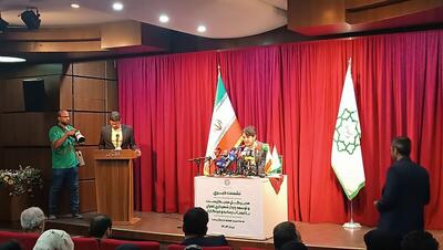 درختان تهران درگیر سوسک پوست خوار/ قطع درختان آفت زده تنها راه مبارزه با سوسک پوست خوار است