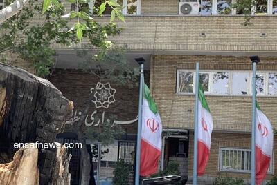 این‌جا هم خیلی روشن است، هم خیلی خنک | گزارشی از مصرف انرژی در ساختمان شهرداری منطقه 3 تهران |  انصاف نیوز