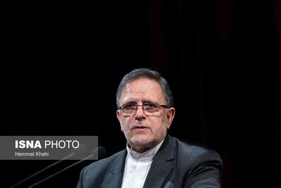 سیف: کارنامه اقتصادی دولت با توجه به محدودیت‎ها، قابل‌قبول است/ در امور اجرایی منتظر نتیجه مذاکرات نمانیم
