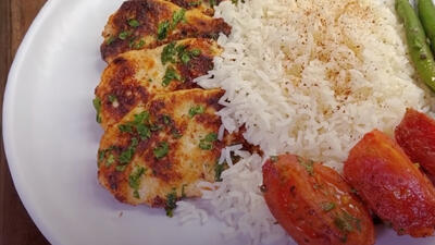 نمیدونی برای شام چه غذای درست کنی ؟ / در سه سوت این غذای خوشمزه و فوری درست کن + فیلم