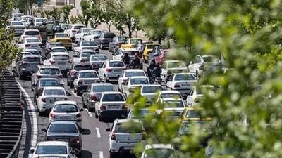 ترافیک پرحجم صبحگاهی در اکثر معابر و بزرگراه‌های تهران
