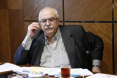 بیش از ۸ میلیون نفر در اسنپ و تپسی کار می‌کنند، اوبر در کل دنیا زیر ۸ میلیون راننده دارد! این اقتصاد که ما داریم؟ (فیلم)