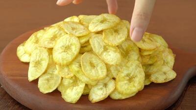 طرز تهیه چیپس موز ترد در ۱۰ دقیقه : بدون نیاز به سرخ کردن