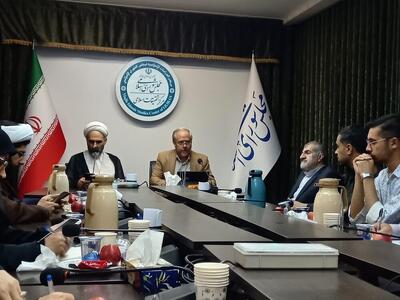 قانونگذاری فقه پایه، لازمه نظم‌دهی به تحولات هوش مصنوعی است