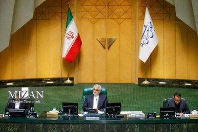 عضو کمیسیون امنیت ملی: برای رفع نیازهای علمی مجاز به غنی‌سازی تا ۹۰ درصد هستیم