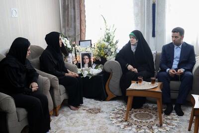 حضور دختر رئیس‌جمهور در خانه الهه حسین‌نژاد