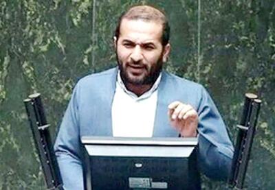 آقای رئیس‌جمهور! شما را سرگرم سفرها و همایش‌ها کرده‌اند