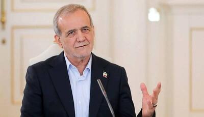 انتقاد یک پژوهشگر از دیدار رئیس جمهور با «چند چهره‌ افراطی قوم‌گرا» در ارومیه