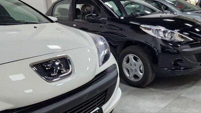 جدال خودروسازان با وزارت صمت بر سر قیمت خودرو