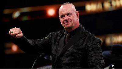 حضور غیرمنتظره آندرتیکر در پشت صحنه رویداد مشترک WWE و AAA - پارس فوتبال