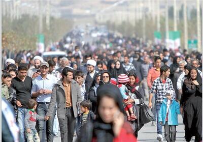 سقوط قابل توجه توان اقتصادی و رفاه عمومی ایرانیان در ۵۰ سال اخیر