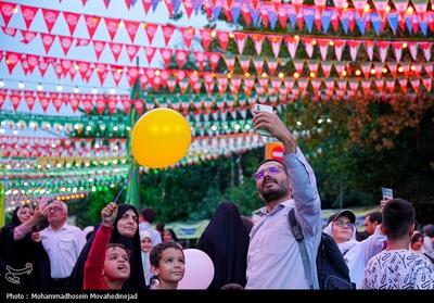 برگزاری   شادپیمایی حرم تا جمکران   در شب عید غدیر در قم - تسنیم