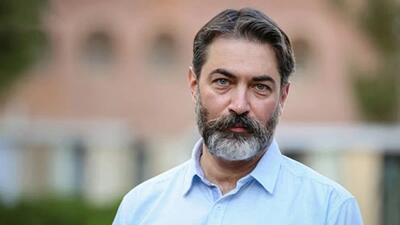 پارسا پیروزفر با استایل ساده هم جذاب است/ عکس آقای بازیگر در کنسرت خواننده معروف لو رفت