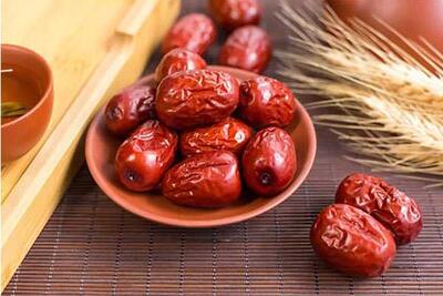 سنجد دارویی برای چندین درد؛ از پوست و مو تا استخوان