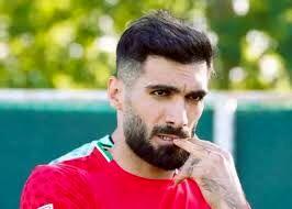 خبر فوری ؛ عارف آقاسی از  استقلال به پرسپولیس رفت