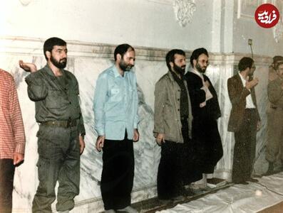 عکس/ ژست خاص محسن رضایی، خاتمی و هاشمی‌طبا ۴۴ سال پیش در حال سینه‌زنی | اقتصاد24