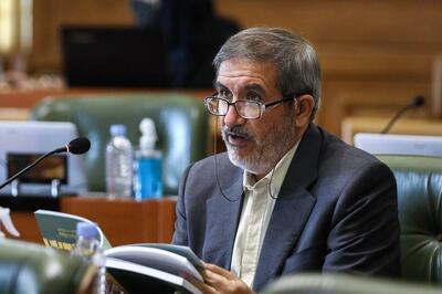 اعتراض امانی، عضو شورای شهر تهران به برخی مدیران شهرداری:  فکر نکنید که اگر در دید شهرداری و شورا نیستید نمی بینیم که شما هر روز از بهترین برندهای غذایی برایتان غذای سفارشی می آورند / گزارشاتی درباره اقدامات تشریفاتی برخی مدیران جوان درخصوص هزینه های زیاد دکور و مبلمان اتاق شان رسیده؛ آیا زاکانی از این موضوع مطلع است؟