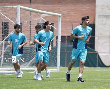 تمرین سبک ملی‌پوشان فوتبال در صبح بازی با کره شمالی - پارس فوتبال