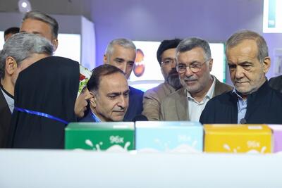 پزشکیان در بازدید از نمایشگاه بین‌المللی تجهیزات پزشکی: دولت از نوآوری و تولیدات دانشی حمایت می‌کند