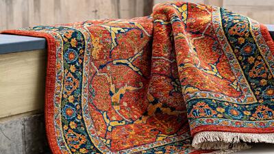گوشه‌هایی از هنرنمایی بانوی آران و بیدگلی به بهانه روز فرش + فیلم
