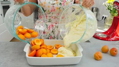 طرز تهیه کیک زردآلو / دستور پخت سریع و آسان کیک با زردآلو