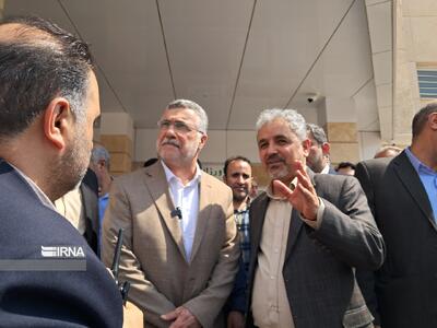 وزیر بهداشت از بیمارستان رازی ایلام دیدن کرد