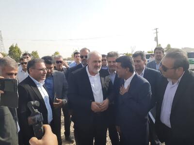 وزیر نیرو وارد شهرستان دهلران شد