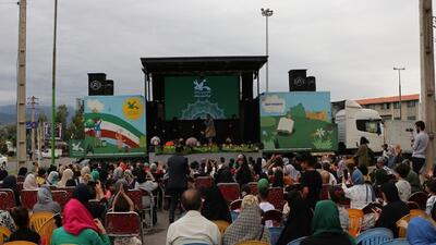 تماشاخانه‌های سیار کانون در جشن ۱۰ کیلومتری غدیر