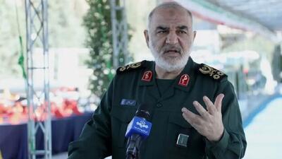 سرلشکر سلامی: با موشک‌های ارتقایافته برای هر نبردی آماده‌ایم