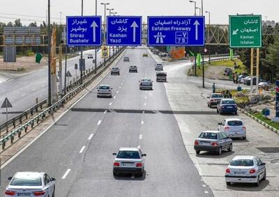 اقدام به‌ موقع پلیس راه راهور فراجا / نجات دو نوجوان گرفتار در آزادراه کاشان-نطنز