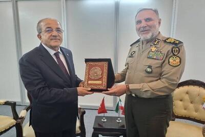 دیدار فرمانده نیروی زمینی ارتش با وزیر دفاع ترکیه