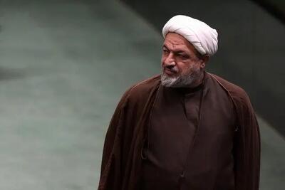 موبایل های فرماندهان نظامی و دانشمندان هسته ای جمع آوری شود/ مهمترین عامل ترور