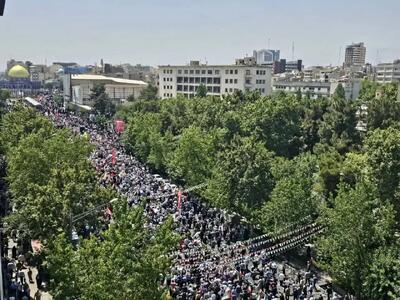 زنان کفن‌پوش اهوازی در نمازجمعهٔ خشم