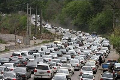 ترافیک سنگین در جاده چالوس از شمال به جنوب