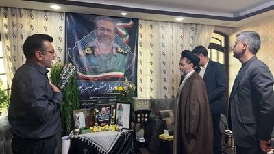 رئیس کل دادگستری فارس: دفاع جانانه امروز از وطن حاصل تلاش‌های شهدا در عرصه هوا فضا و یگان‌های موشکی نیرو‌های مسلح است