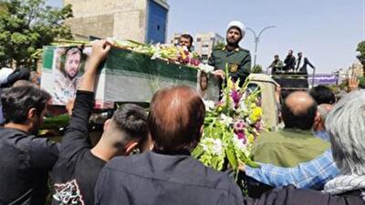 تشییع باشکوه پیکر دو شهید مدافع وطن در ساوجبلاغ