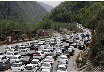 ترافیک سنگین در محورهای شمال به جنوب مازندران؛ احتمال یک‌طرفه شدن محور کندوان
