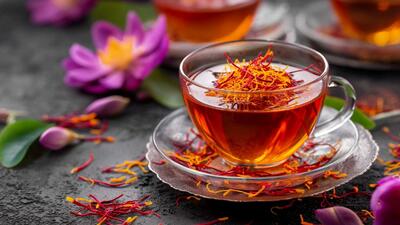 خواص و فواید اعجاب آور چای زعفران برای سلامت و زیبایی + عوارض