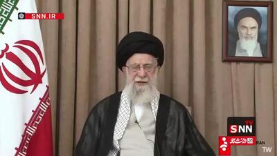 رهبر معظم انقلاب: مردم از درون نیروهای مسلح را پشتیبانی کردند و دست آن‌ها را برای چنین کار بزرگی فراهم کردند