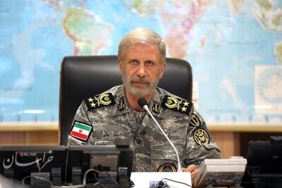 فرمانده کل ارتش: آمریکایی‌ها هرگاه دست به جنایتی زده‌اند پاسخ قاطعانه دریافت کرده‌اند